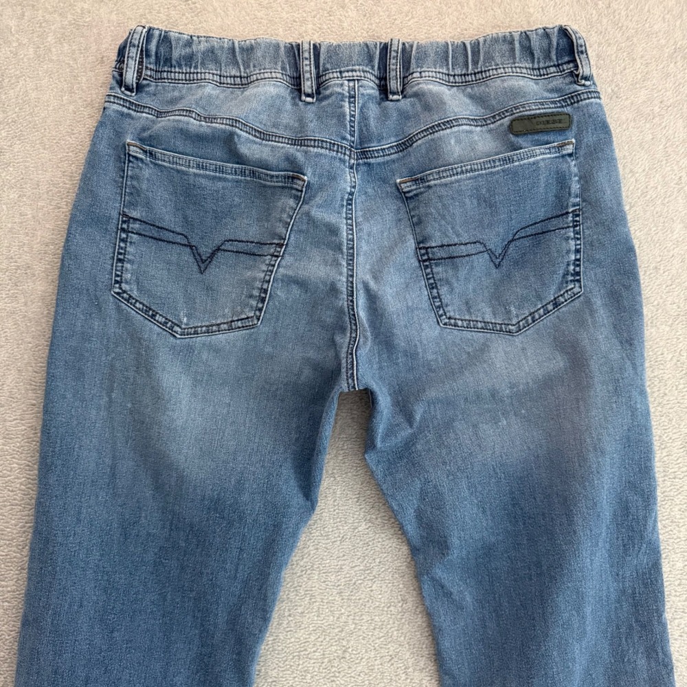 Diesel Waykee JoggJeans Mens 34x32 Denim Sweatpants Hybrid Straight Fit - Picture 5 of 12